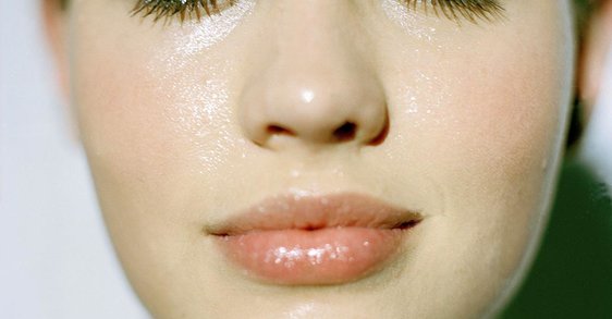 How to best hydrate sensitive, dehydrated skin?